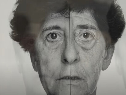 Su obra rompe con la castiza mirada masculina, que impone cánones inalcanzables, reivindicando así la identidad de la mujer más allá de su apariencia física 