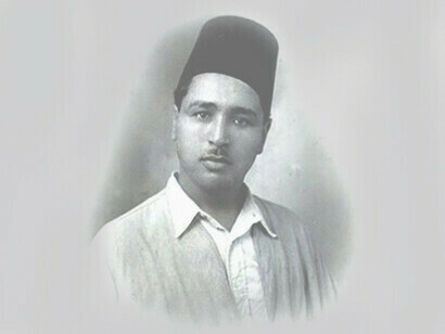 Tahar Haddad, conocido por haber luchado activamente por los derechos sindicales de los trabajadores tunecinos, la emancipación de las mujeres tunecinas y la abolición de la poligamia