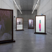 Diversos artistas, VideoAR, vista da exposição. Cortesia da Galeria Leme