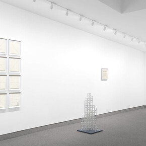 Sol LeWitt, Early drawings (1968-1975), related structures, and prints, exhibition view. Courtesy of Krakow Witkin Gallery