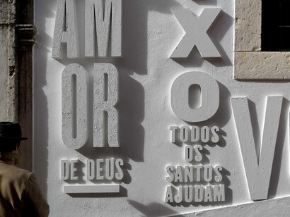 3D Lettering on Buildings. Courtesy of Museum für Gestaltung