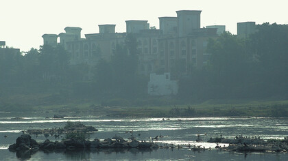 Mula Mutha river, Pune - most of India's rivers are badly polluted © Ashish Kothari