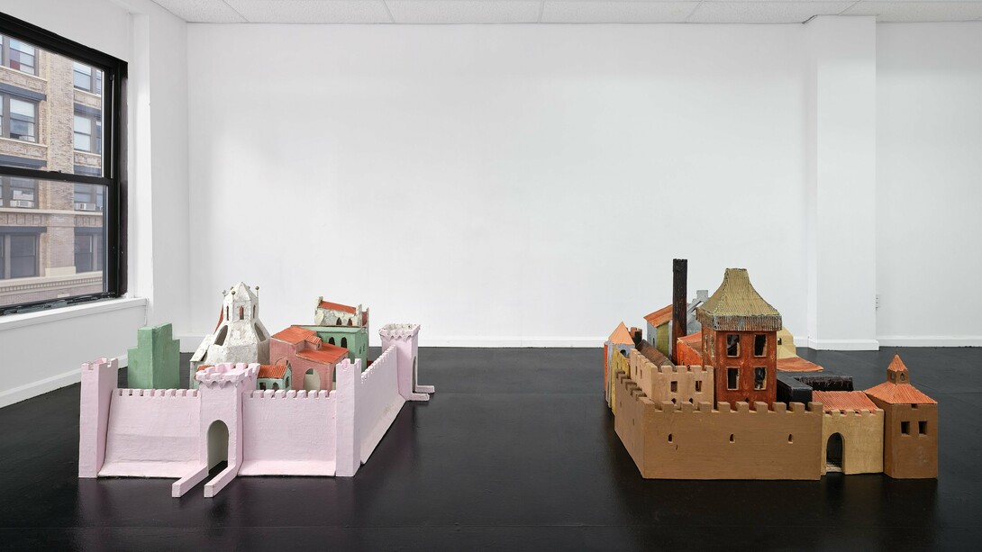 Installation View, Lorenzo Bueno, 2024. Courtesy of Lubov