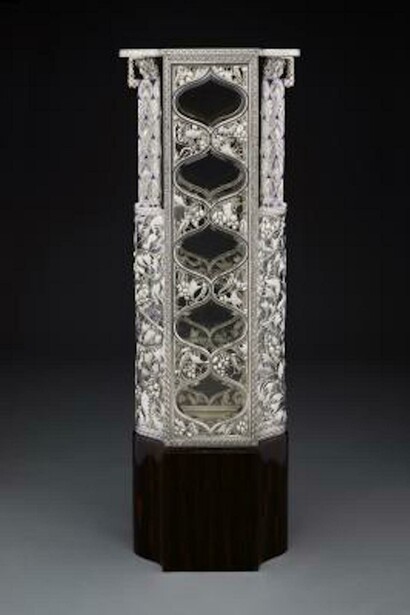 The Wittgenstein Vitrine. Courtesy of Dallas Museum of Art