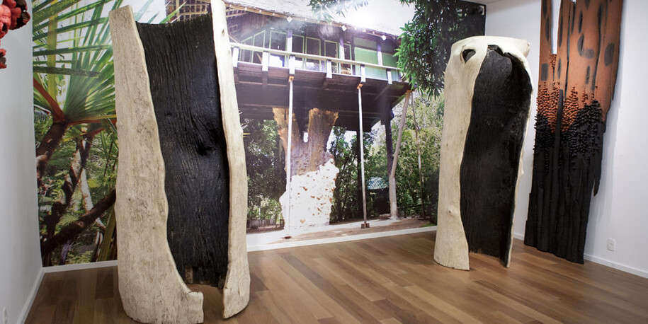 Frans Krajcberg, Exhibition view. Courtesy of Galeria Frente