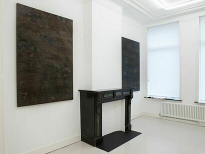 Raphael Danke I En Belgique, Installation view at Motinternational Brussels, Courtesy the artist and MOTinternational Brussels and London