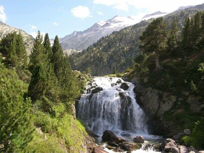 Cascada en el valle de Benasque 