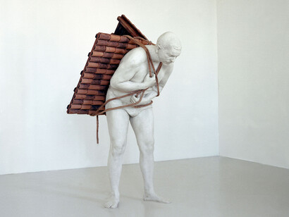 Adrian Paci, Home to go, 2001, Plaster, marble, dust, tiles, rope, 165 × 90 × 120 cm . Collezione privata / Private collection

