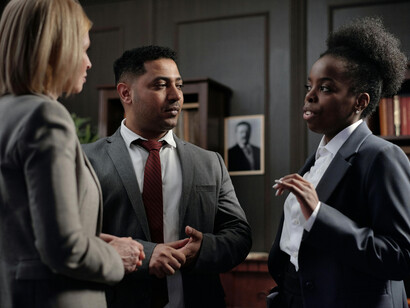 No se puede defender una posición, únicamente argumentando que no existe prueba de lo contrario 