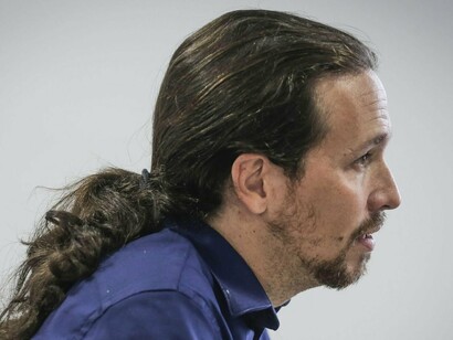 Pablo Iglesias de perfil