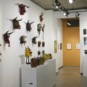 Various artists, Mexican and guatemalan masks, exhibition view. Courtesy of Cavin Morris Gallery