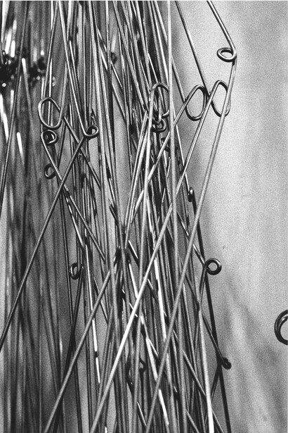 Chorro 1, Installation view of Chorros at Betty Parsons Gallery, New York, 1971, Photo: Ana María Castillo © Fundación Gego, Courtesy Dominique Lévy Gallery, New York / London
