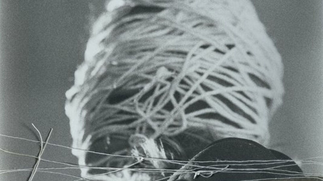 Françoise Janicot, Encoconnage, 1975. Courtesy of Centre Pompidou 