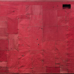Simon Callery. Flat Painting, Bodfari 14/15, Cadmium Red Deep, 2015, Canvas, distemper, thread, pencil,
wood, and aluminium, 242 x 392 x 26 cm