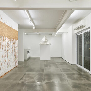 Not Vital and Richard Long, Mothers, exhibition view. Courtesy of Nara Roesler Gallery