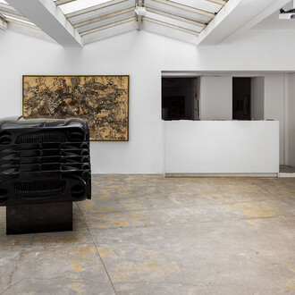 Arman, all that remains, exhibition view. Courtesy of Galerie Vallois