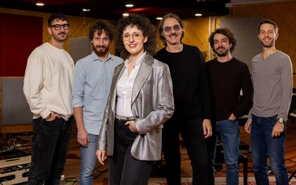 La cantante è una musicista jazz italiana che costruisce la propria identità artistica attraverso ricerca, studio e esperienza diretta del linguaggio jazz. In copertina Perla Palmieri feat. Max Ionata