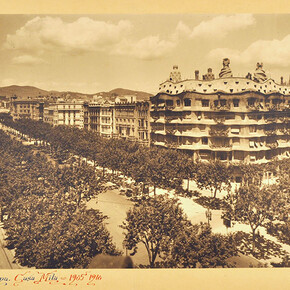 Adolf Mas, Casa Milà, 1910, Da una selezione di foto di architetture di Antoni Gaudí con annotazioni, Barcellona, Arxiu Històric del Collegi d’Arquitectes de Catalunya
