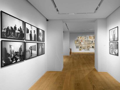 Alighiero Boetti, Cabinet de curiosités, vista della mostra. Per gentile concessione di Tornabuoni Arte