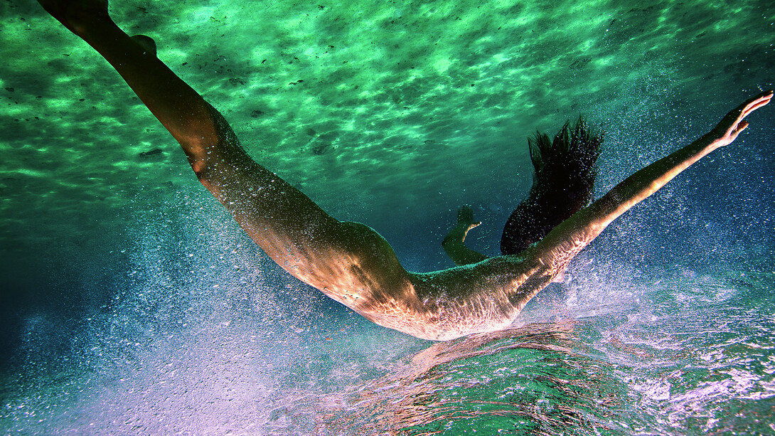 Hugh Arnold, Valiente, Archival c-type metallic print,  40 x 60 in