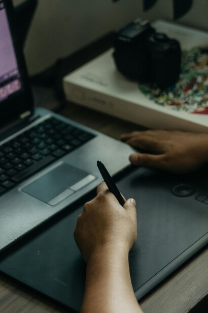 La falta de reconocimiento económico y emocional en muchas empresas genera ambientes laborales tóxicos y rotación de personal calificado