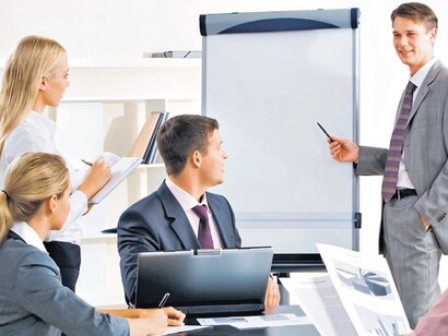 Trabalhadores em seu gabinete
