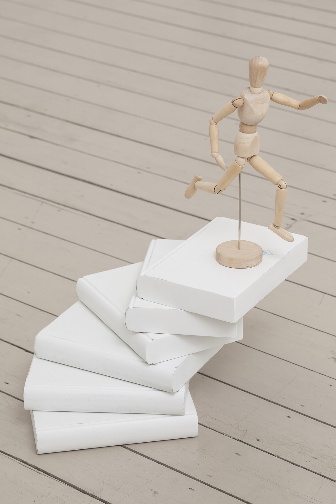 Richard Aldrich, Ballad of El Goodo, 2013-2014, Oil on wood and found object, Approx. 8 x 5 x 2 inches (20.32 x 12.7 x 5.8 cm). Copyright Richard Aldrich. Photo: David Regen. Courtesy Gladstone Gallery, New York and Brussels
