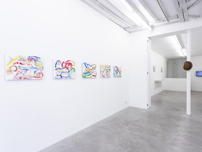Marcos Lutyens, Hypnotic show, vue d'exposition. Avec l’aimable autorisation de la Galerie Alberta Pane