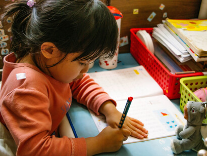 Cada nueva metodología promete transformar el aula, pero muchas veces llega antes la moda que la reflexión pedagógica profunda