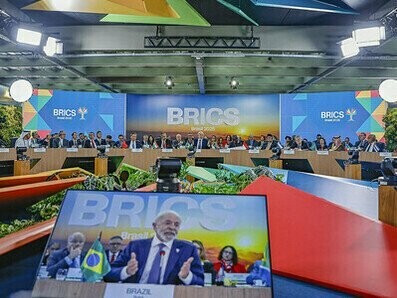 O presidente Luiz Inácio Lula da Silva participa da plenária “Meio Ambiente, COP30 e Saúde Global” no Museu de Arte Moderna (MAM) no Rio de Janeiro