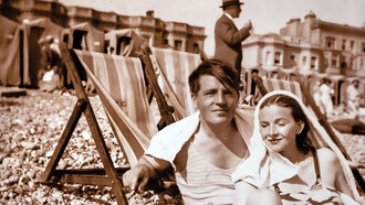 Calder-Marshall with his wife, Ara. Photograph courtesy of the Calder-Marshall family