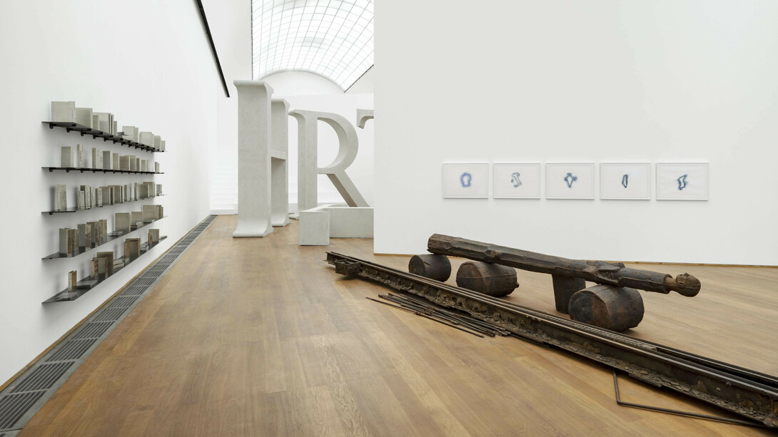 Shilpa Gupta, What still holds, exhibition view. Courtesy of Hamburger Bahnhof