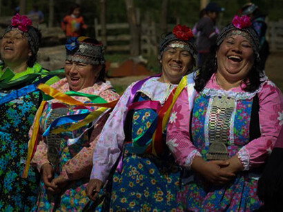 South American indigenous women. The harmony of the "Buen Vivir", Chile