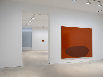 Suzan Frecon. Courtesy of David Zwirner