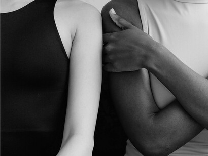 
I nostri corpi sono pronti per il piacere. E il mezzo per sperimentarlo sono i sensi