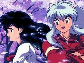 Inuyasha e Kagome. Uma marca da autora é o seu traço extremamente característico, lembrando muito pinturas japonesas antigas misturadas com um traço de mangá mais moderno. Ao contrário de outros autores, que por vezes colocam seus personagens masculinos com corpos definidos e musculosos e as personagens femininas com corpos voluptuosos e de roupas curtas. Rumiko mantém seus personagens com corpos mais “normais” e menos sexualizados