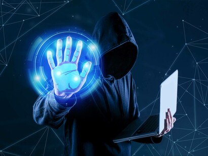 A graphic representation of a hand using AI to stop cyber threats with cybersecurity
