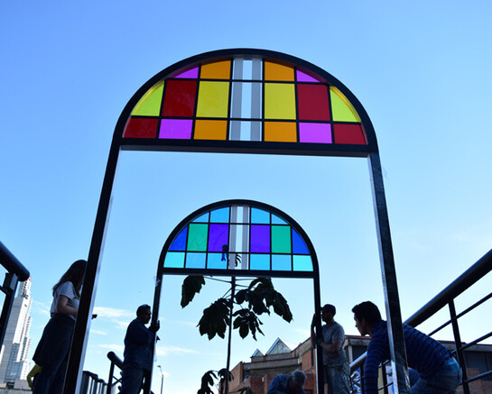 Daniel Buren. Courtesy of Museo de Arte Moderno de Bogotá