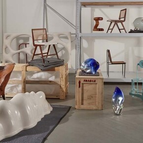 Uncrated. Courtesy of R & Company