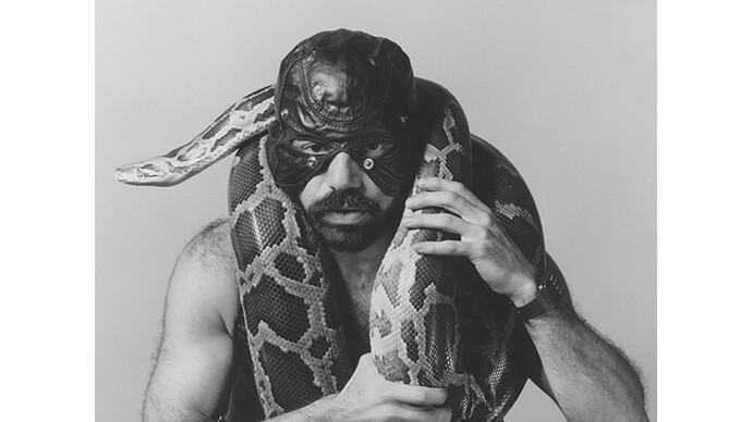 Robert Mapplethorpe, Snakeman, 1981 © The Robert Mapplethorpe Foundation. Used by permission. Courtesy of The Kinsey Institute ®