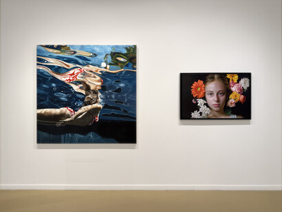 Various artists, Summer group show, exhibition view. Courtesy of Gallery Henoch