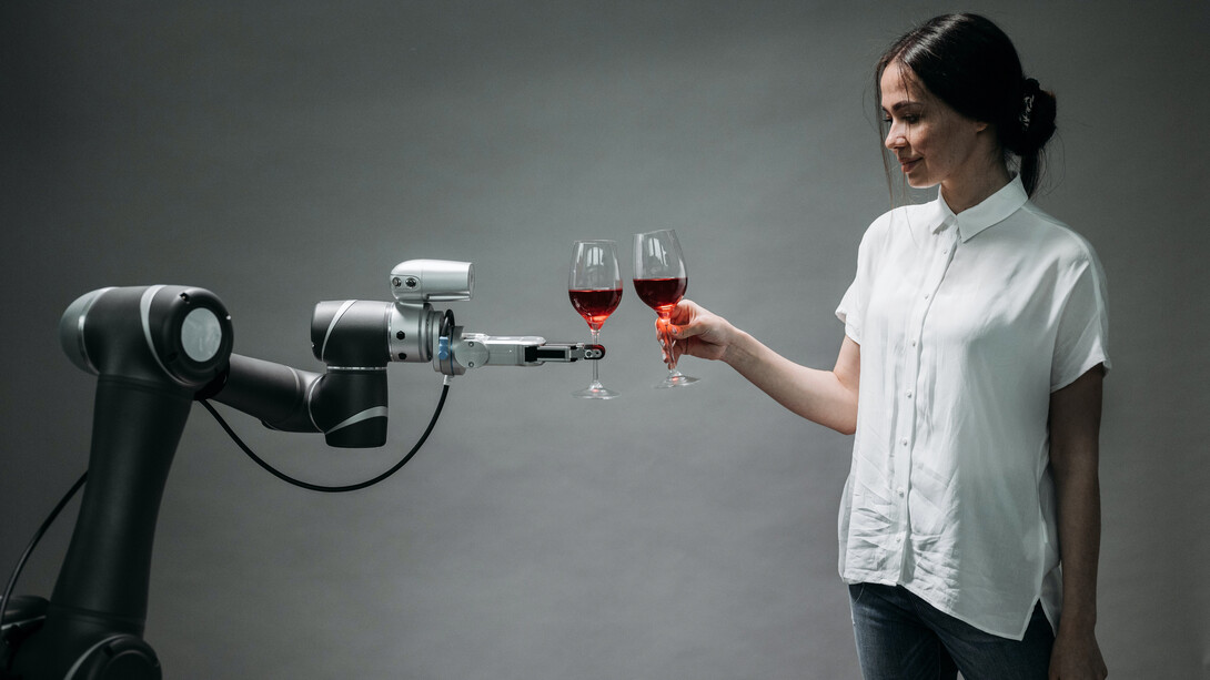 Sobre la Inteligencia Artificial poco se discute de filosofía y humanismo