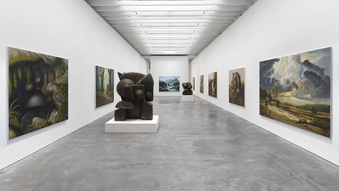 Devon DeJardin, Of dust and breath, exhibition view. Courtesy of Ross + Kramer Gallery