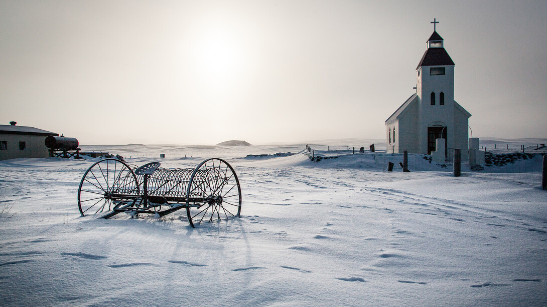 Chiesa sommersa dalla neve