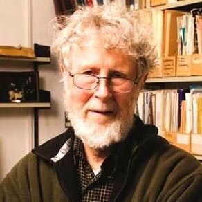 Los intereses de investigación de James Flynn incluyeron ideales humanos y el debate ideológico, clásicos de la filosofía política, así como tópicos relativos a la raza, clase y coeficiente intelectual