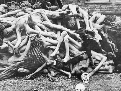 Una fossa comune di vittime del nazismo