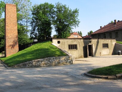 Ingresso alla camera a gas e ai forni crematori, foto Gio' Barbieri