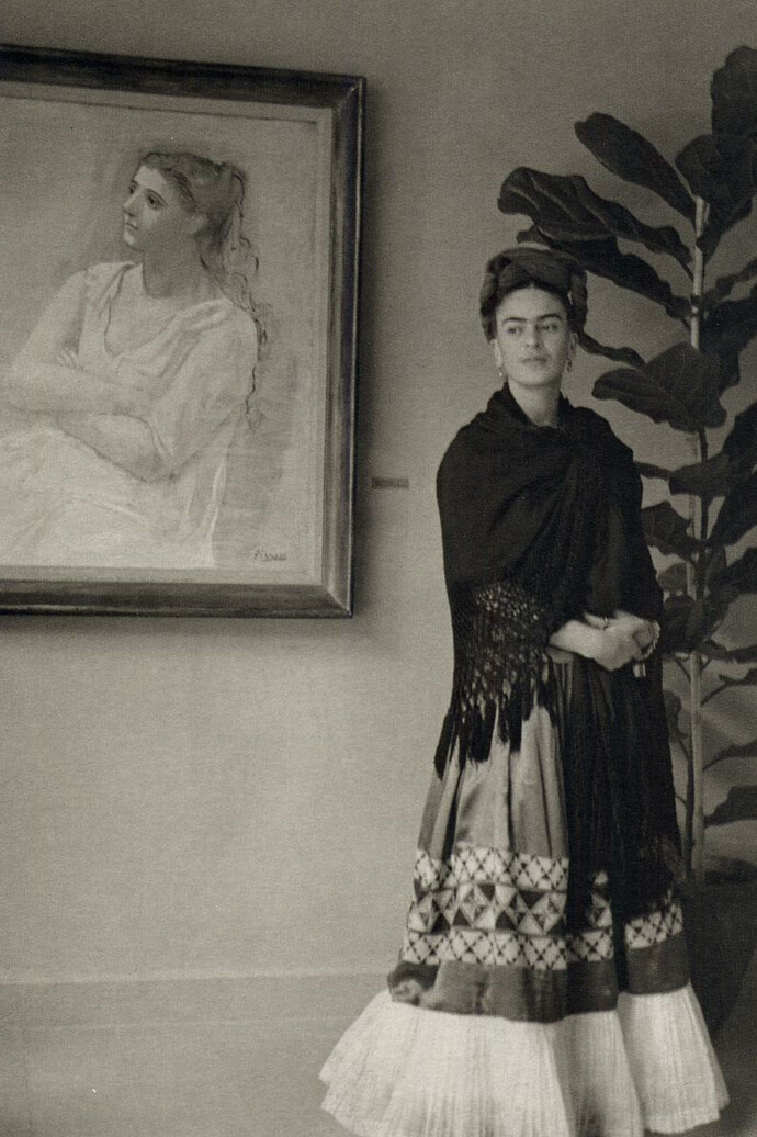 Manuel Álvarez Bravo, Frida At The Picasso Exhibition, Museo de Arte Moderno, Mexico, 1944, Gelatin silver print, 6 1/2 x 4 in, n.s