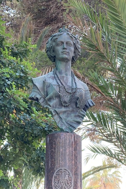Busto di Maria Alexandrovna, Sanremo, Italia, foto di Flavius Roversi