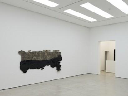 Theaster Gates, Exhibition view. Courtesy of White Cube